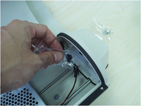 Input 90v - 240V for the power