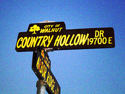 250px-Walnutroadsign.jpg